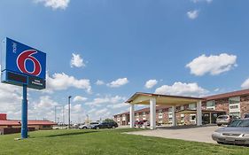 Motel 6 Omaha - Central